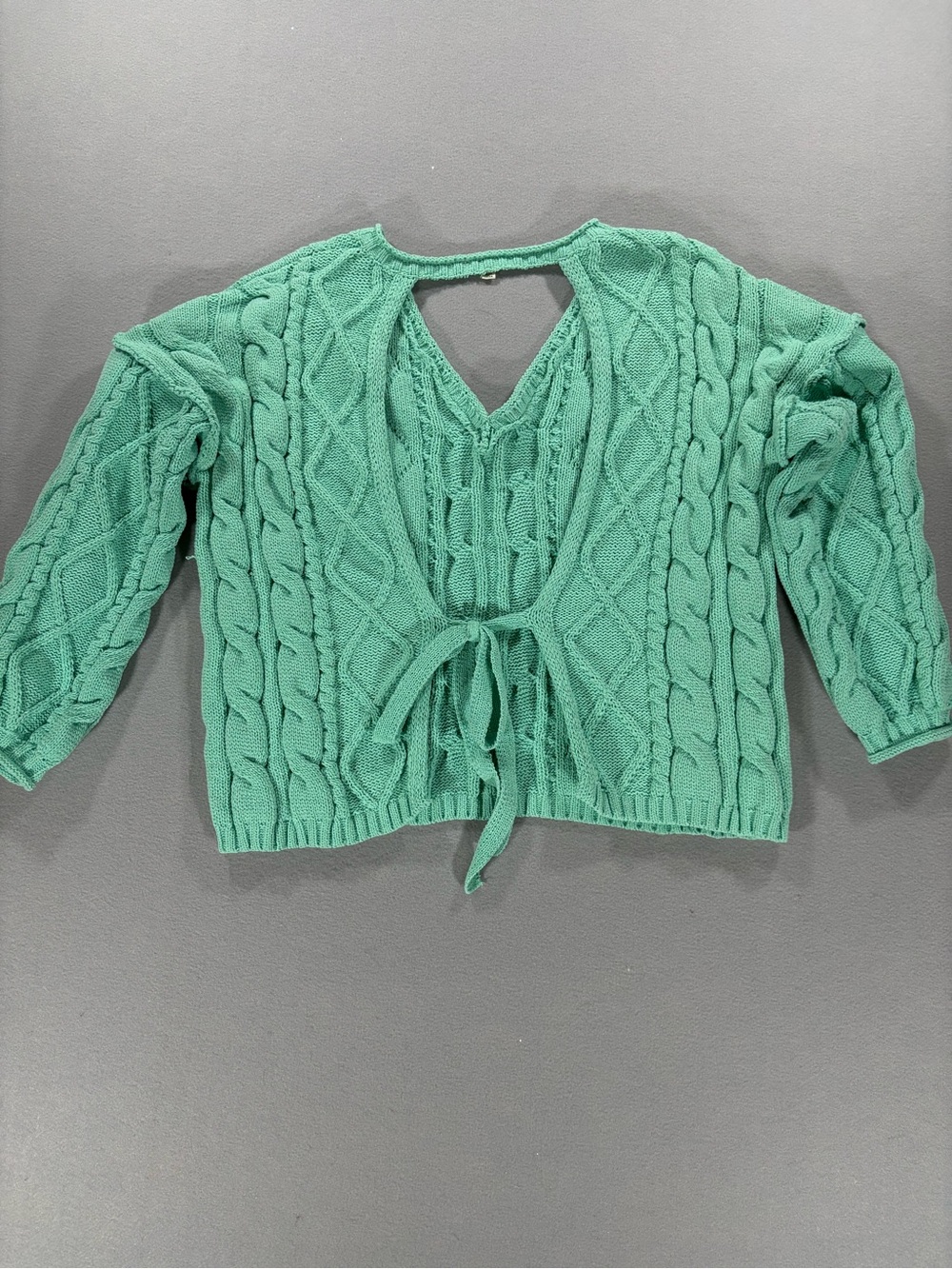 POL Mint Green Cable-Knit V-Neck Sweater with Patch Pocket M